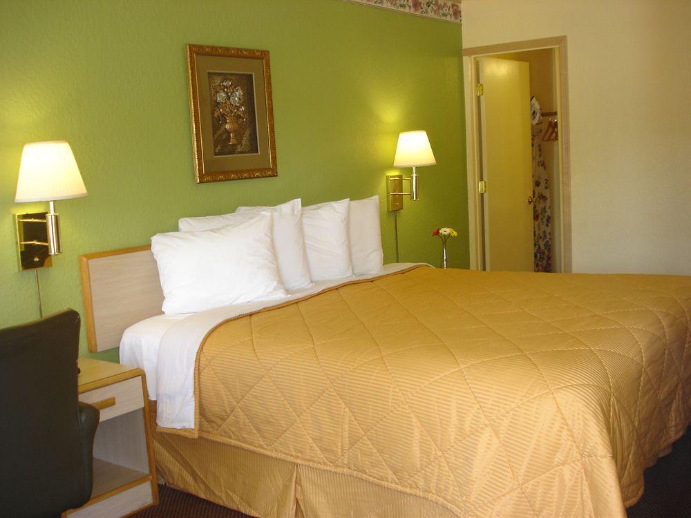 Value Inn Motel Eugene Airport Екстер'єр фото