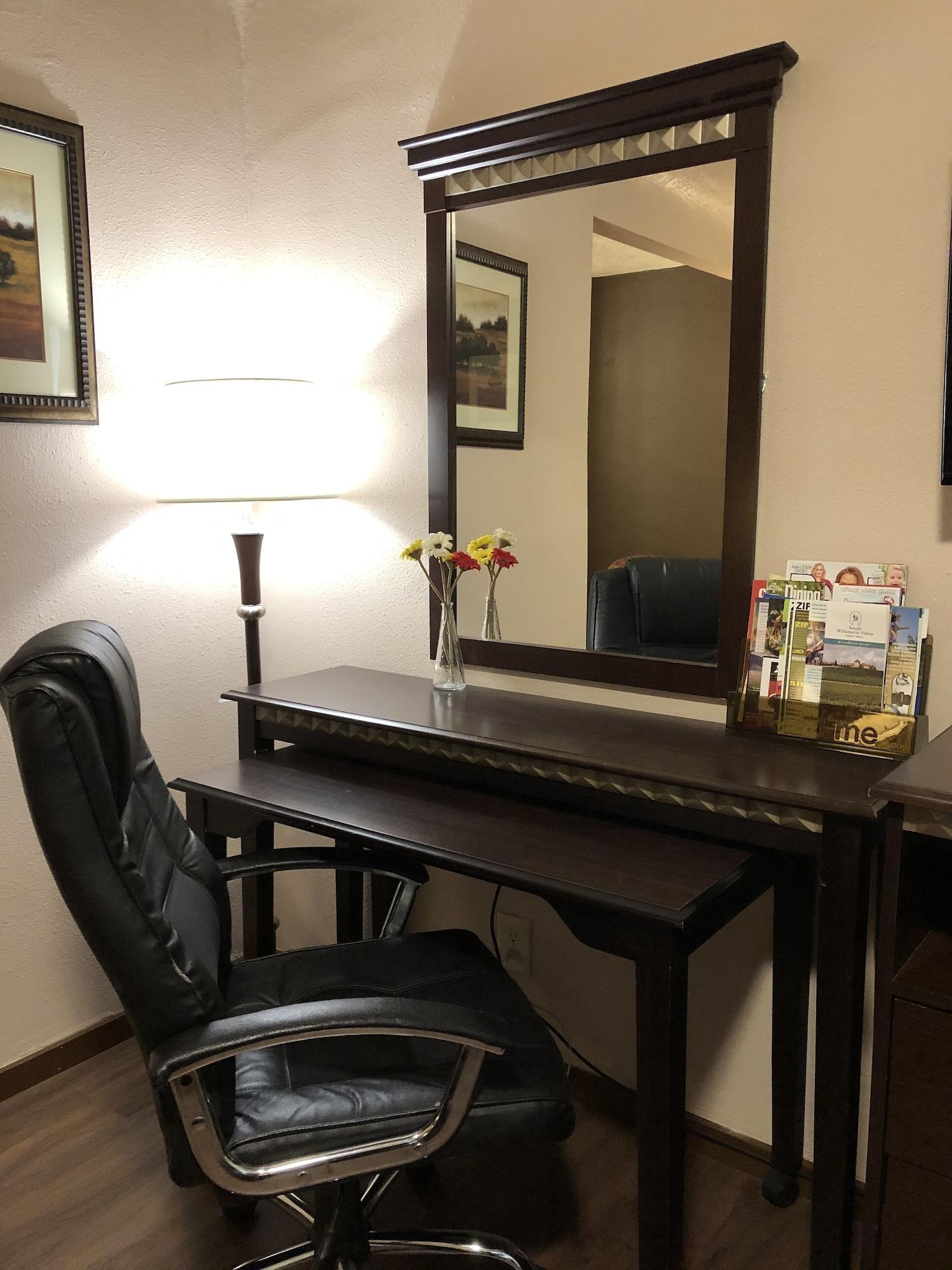Value Inn Motel Eugene Airport Екстер'єр фото