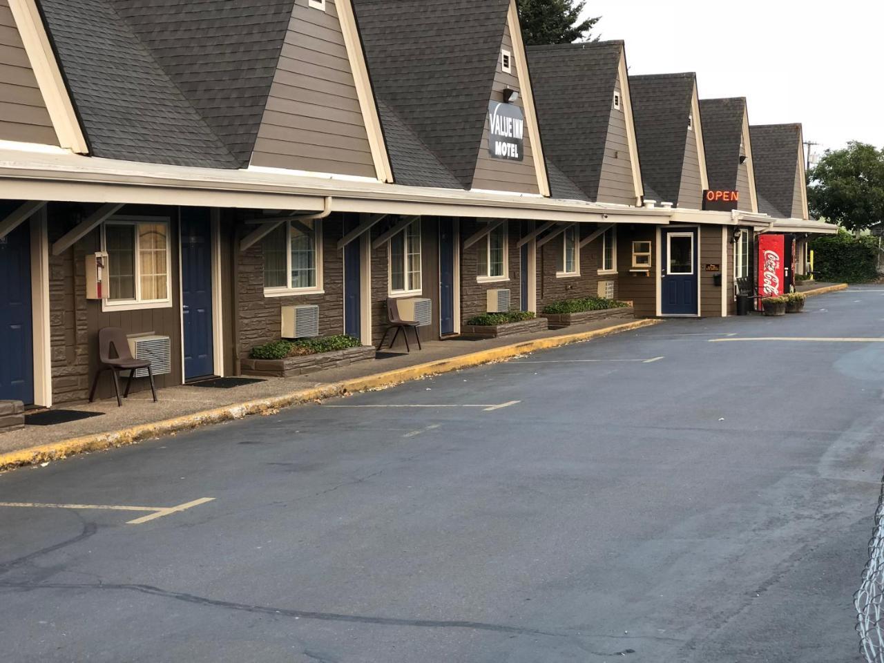 Value Inn Motel Eugene Airport Екстер'єр фото
