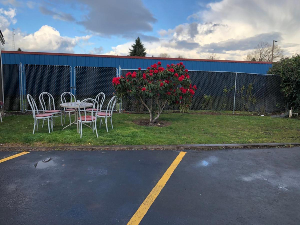 Value Inn Motel Eugene Airport Екстер'єр фото