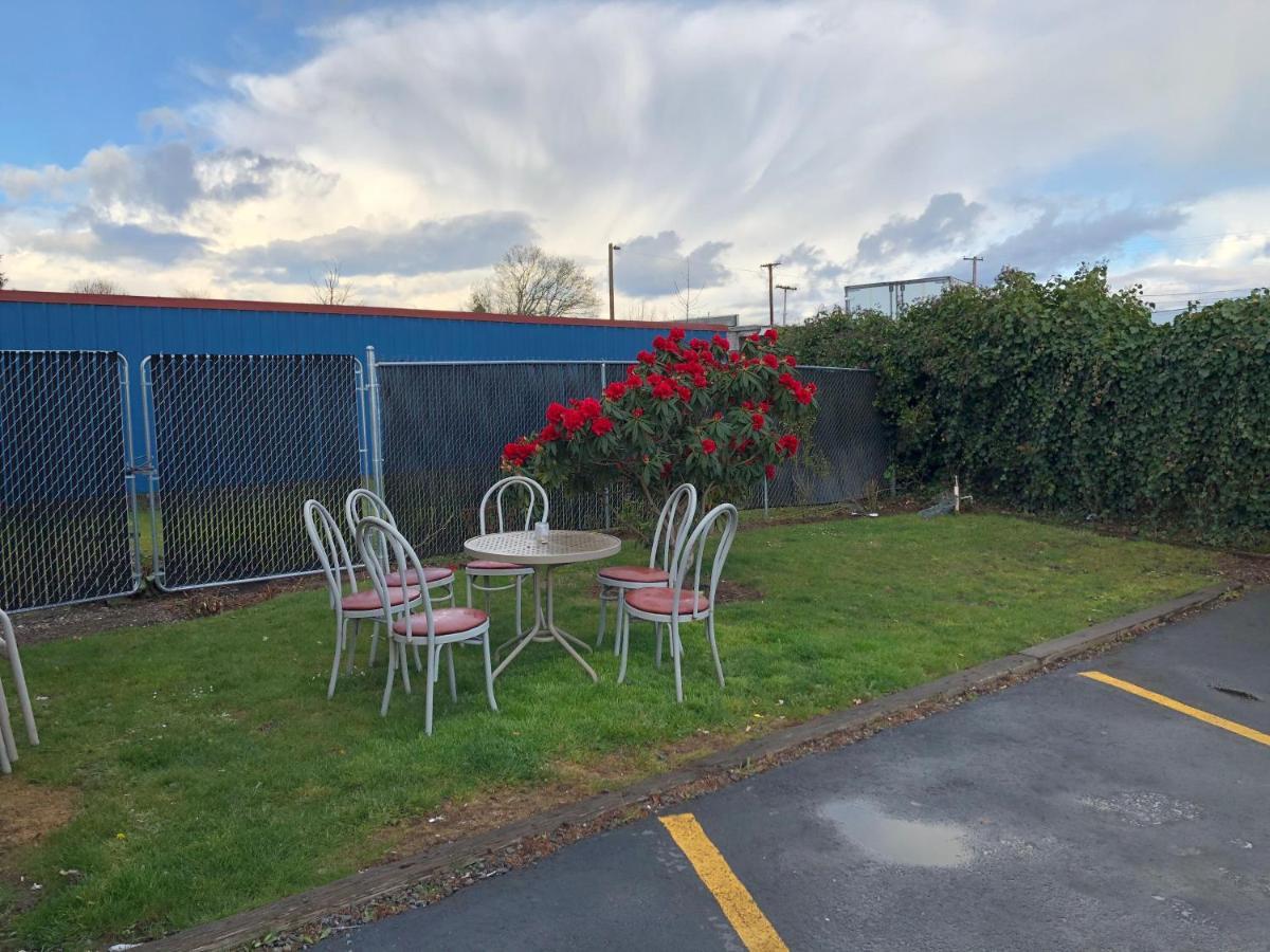 Value Inn Motel Eugene Airport Екстер'єр фото